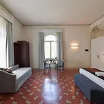 Farnese Design Frühstückspension 4*