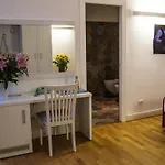 Farnese Design 4*