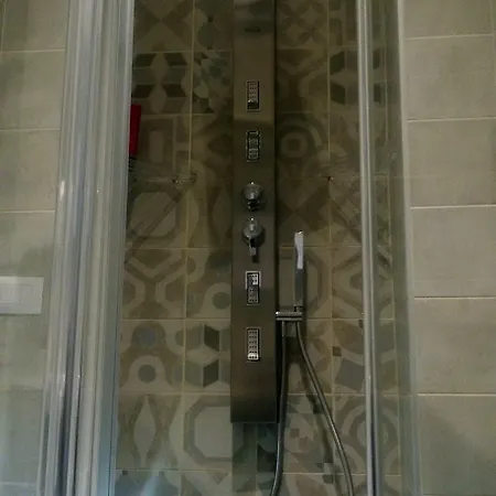 Farnese Design 4*