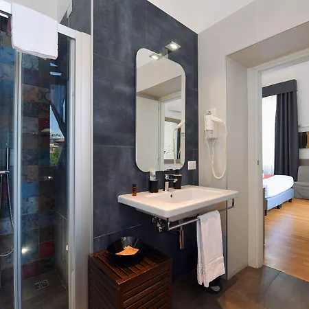 Farnese Design Bed & Breakfast 4*