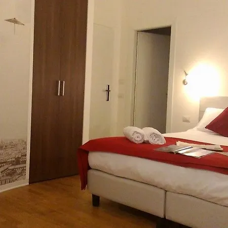 לינה וארוחת בוקר Farnese Design 2*