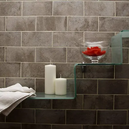 לינה וארוחת בוקר Farnese Design 2*
